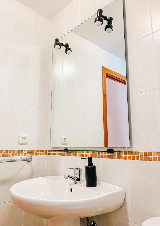 Habitacion Privada + Bano Privado En La Vivienda Apartman Corralejo Kültér fotó